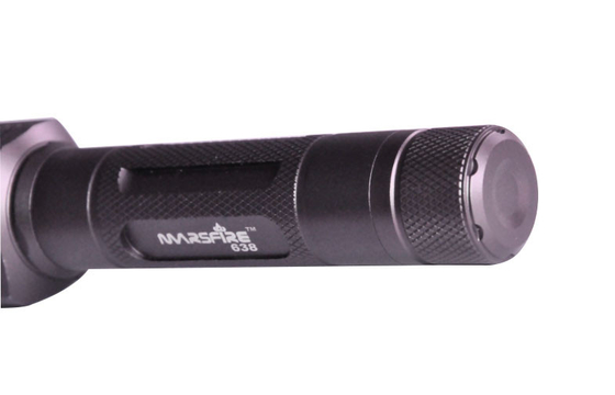 OEM/ODM 400lumen leidde tactisch flitslicht voor de jacht/het Zoeken/het duiken